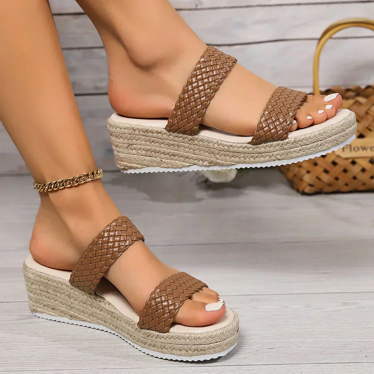Women's Cushioned Wedge Sandals