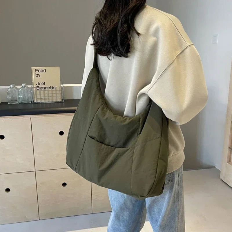 Sac Cabas Léger et Élégant pour Femme – Grand Sac à Bandoulière Spacieux