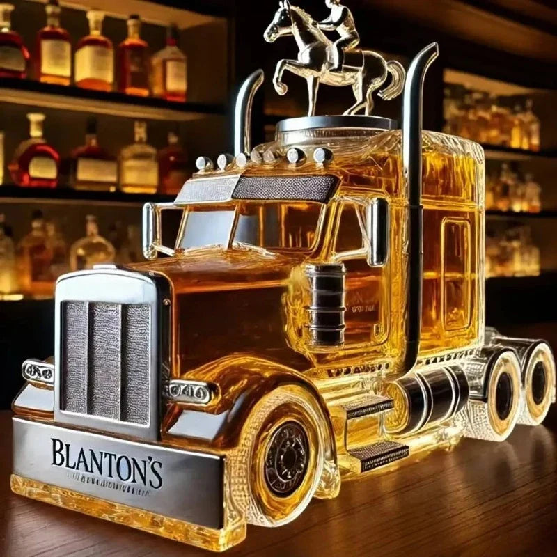 Unieke Whiskeyfles in de Vorm van een Vrachtwagen