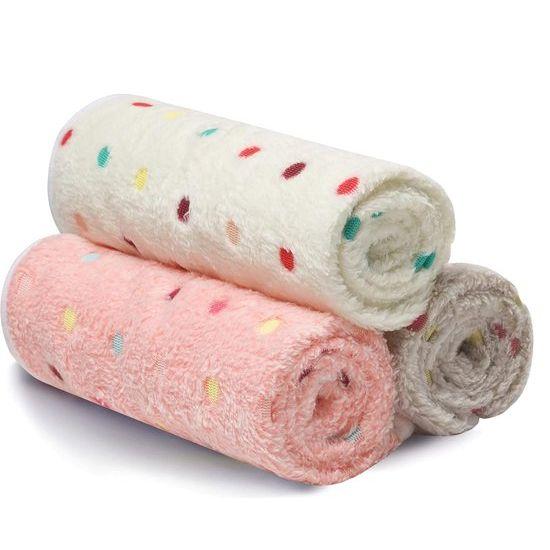 Soft Fleece Dog Blanket Set – Double-Sided Coral Velvet Pet Blankets for Couch in Cute Patterns, 3 Sizes Available 1