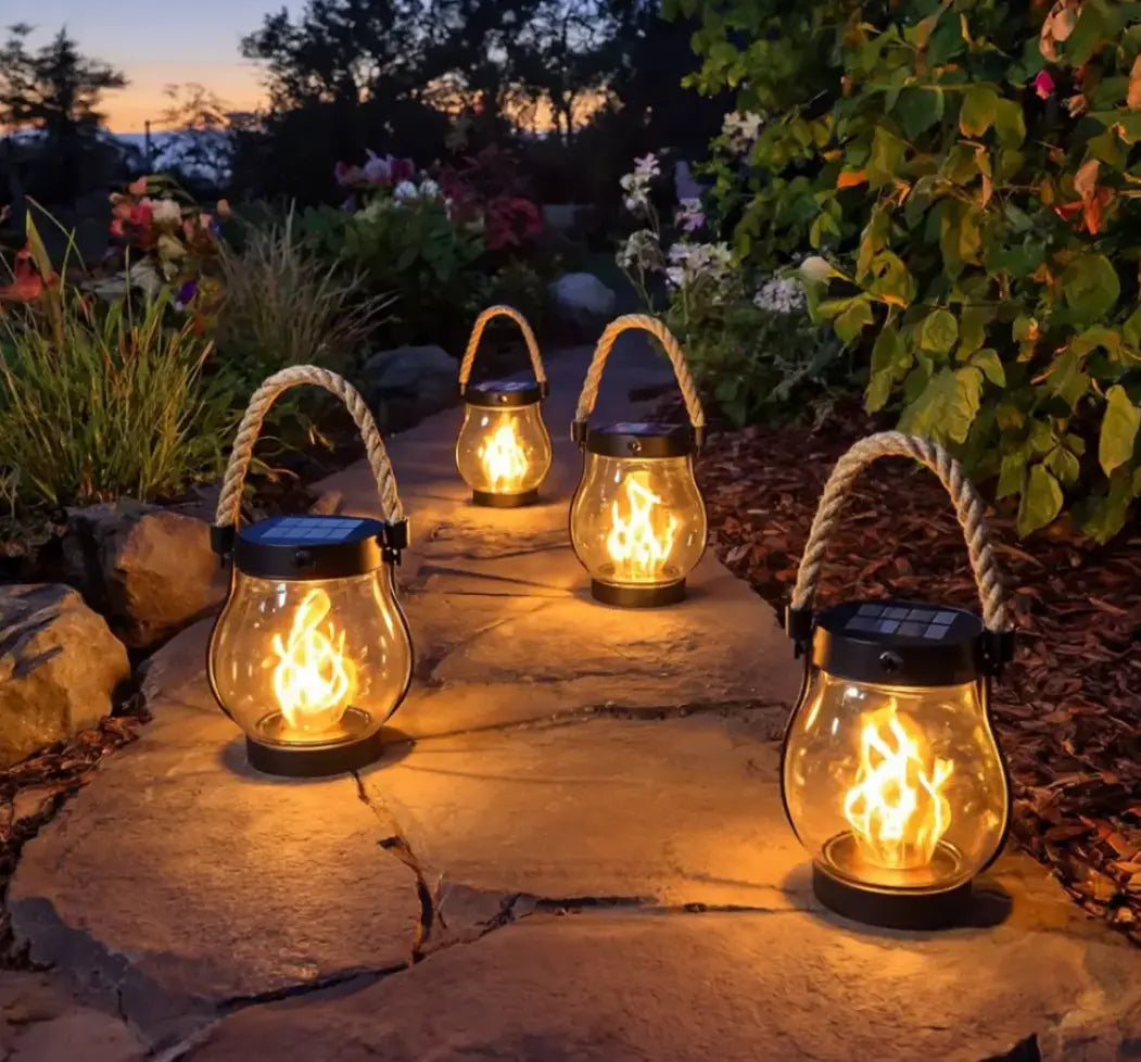 Solar Flame Lantern – Enchanting Glow for Your Outdoors