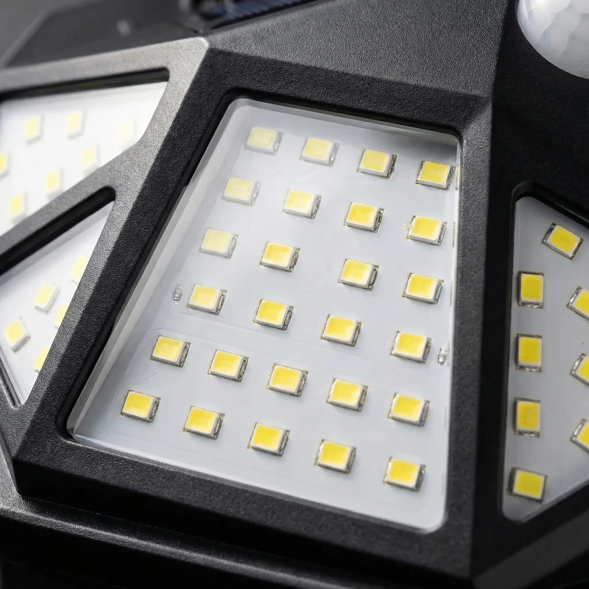 Solarux - Solar-Powered Wall-Mounted Security Light- Outdoor Security Lighting