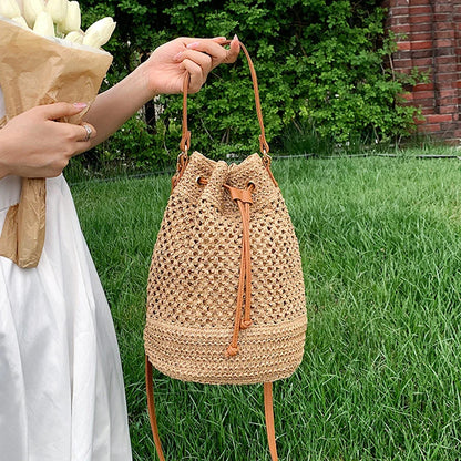 bags : JACQUELINE - Dames Zomer Stro Schoudertas: Handgeweven Trekkoordemmerstijl in van Pantino