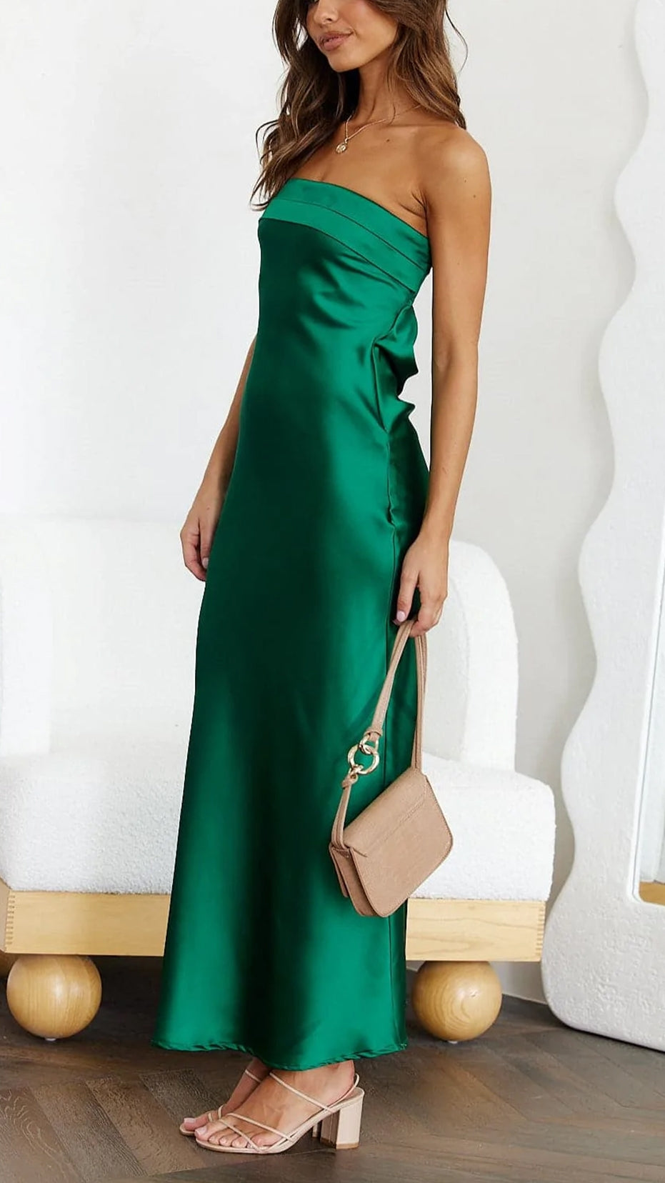 Olatz | Vestido largo de noche de satén con escote recto para mujer