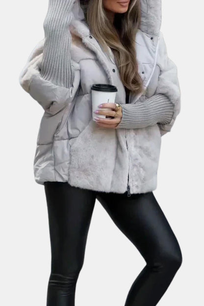 Theodora – Oversized Hooded Winter Coat with Plush Contrast Panels