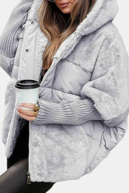 Theodora – Oversized Hooded Winter Coat with Plush Contrast Panels