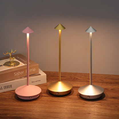 Tischlampe | Kabellose Freiheit | Touch-Dimmer, USB-Ladung | NordGlow