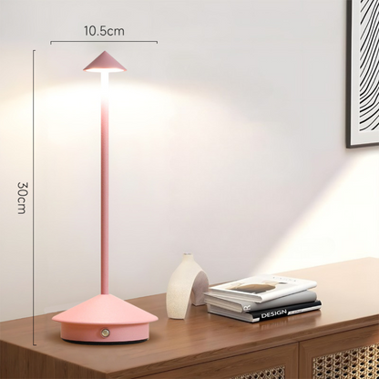 Tischlampe | Kabellose Freiheit | Touch-Dimmer, USB-Ladung | NordGlow