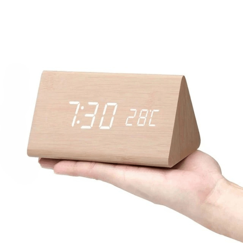 WoodSense LED-houten klok – Spraakgestuurd & Stijlvol voor elke kamer