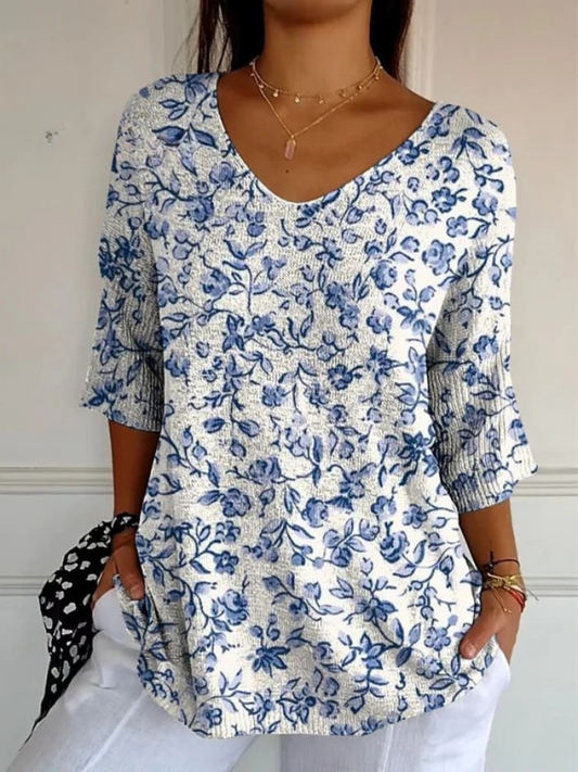Genesis | Women's Small Blue Flowers Print Casual Pullover Knit