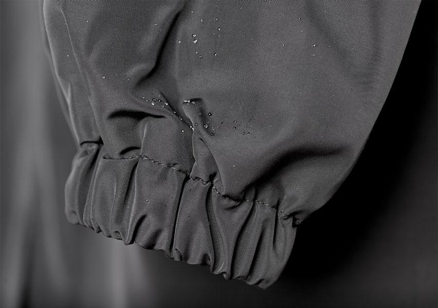 DORY | Oversized trenchcoat kombineret med hoodie