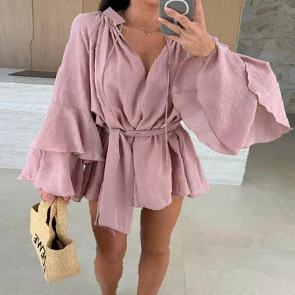 Robe Mini Élegante Femme Col V – Manches Évasées à Volants avec Taille Ajustable