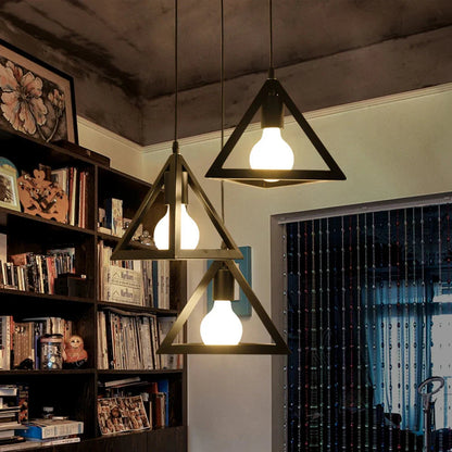 GlowPyramid - Stilfuld pendel med vintage-inspireret design og hyggelig belysning