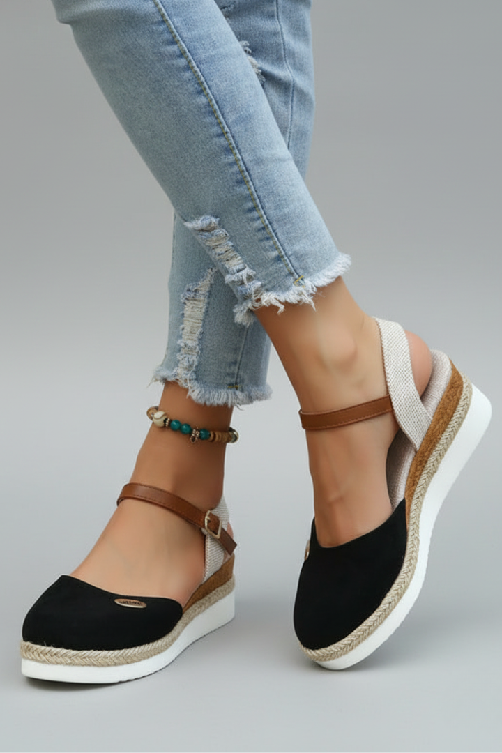 Women's Closed-Toe Espadrille Sandals with Heel Strap in Black - View 5.0 | Roselva