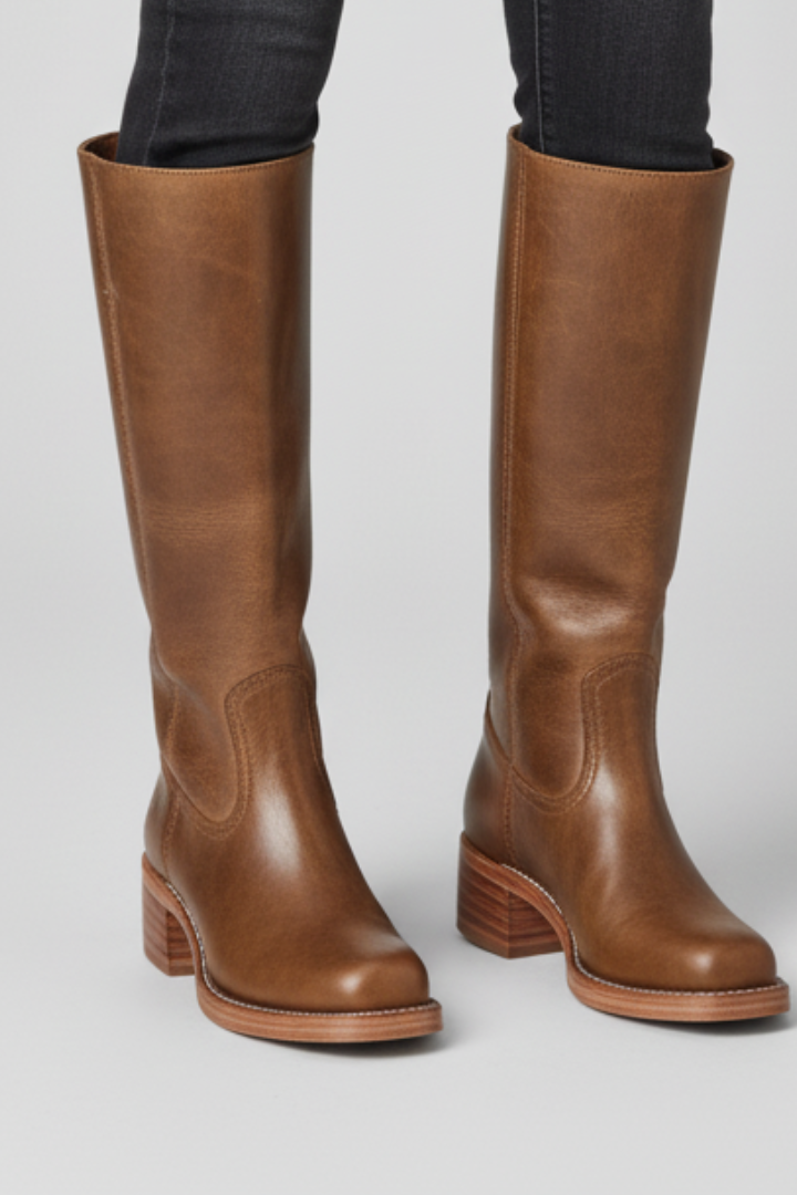 Women's Knee-High Boots with Round Toe and Block Heel in Brown - View 8.0 | Roselva