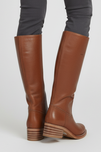 Women's Knee-High Boots with Round Toe and Block Heel in Brown - View 3.0 | Roselva