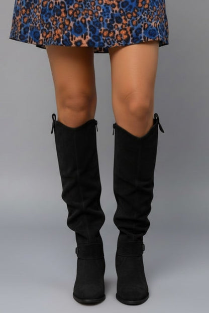 Women's Knee-High Boots with a Flat Heel in Beige - View 7.0 | Roselva