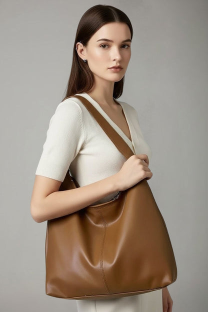 Women's Bag with Spacious Interior in Coffee - View 9.0 | Roselva
