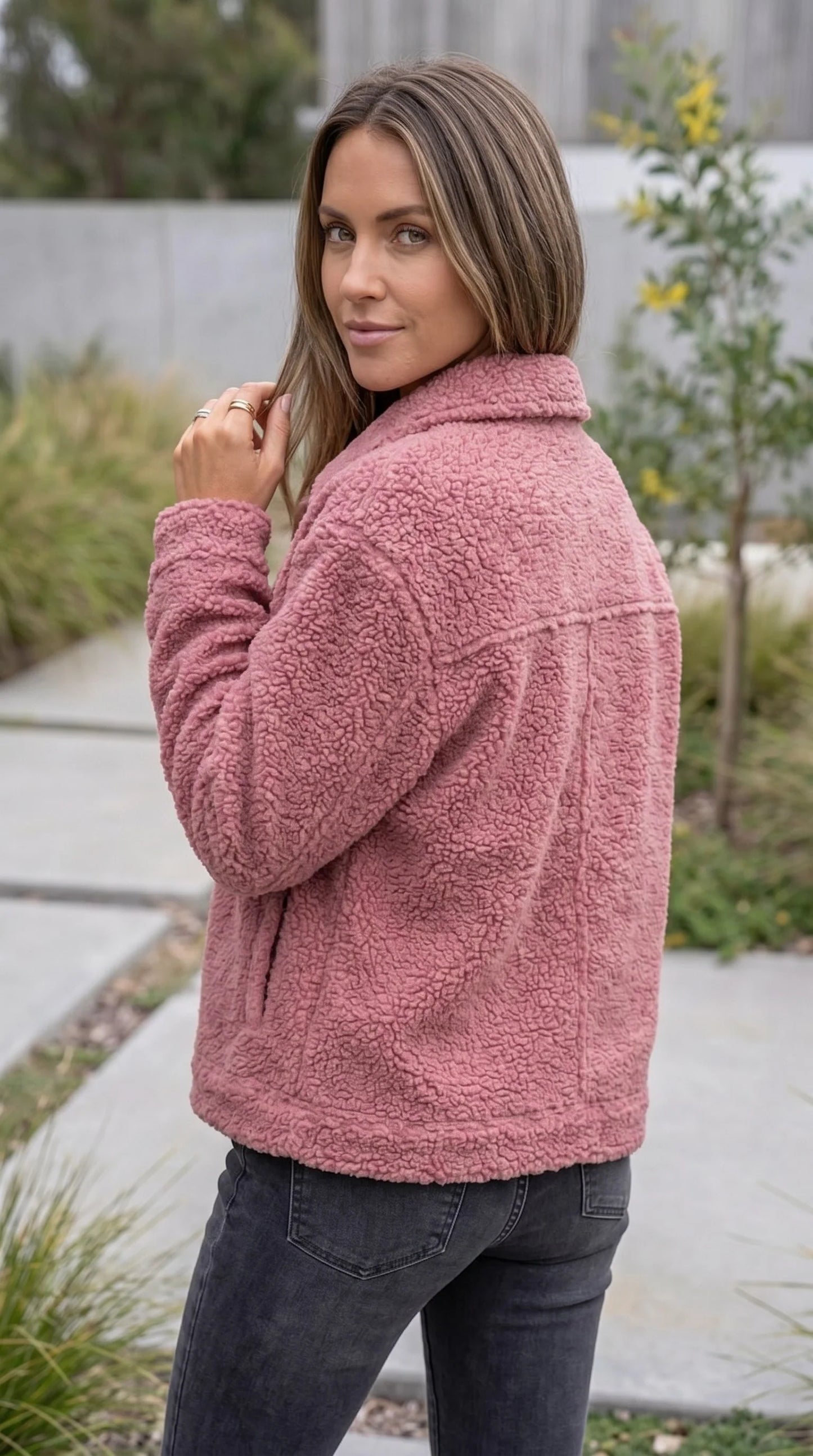 Women's Button-Up Teddy Fleece Jacket with Pockets