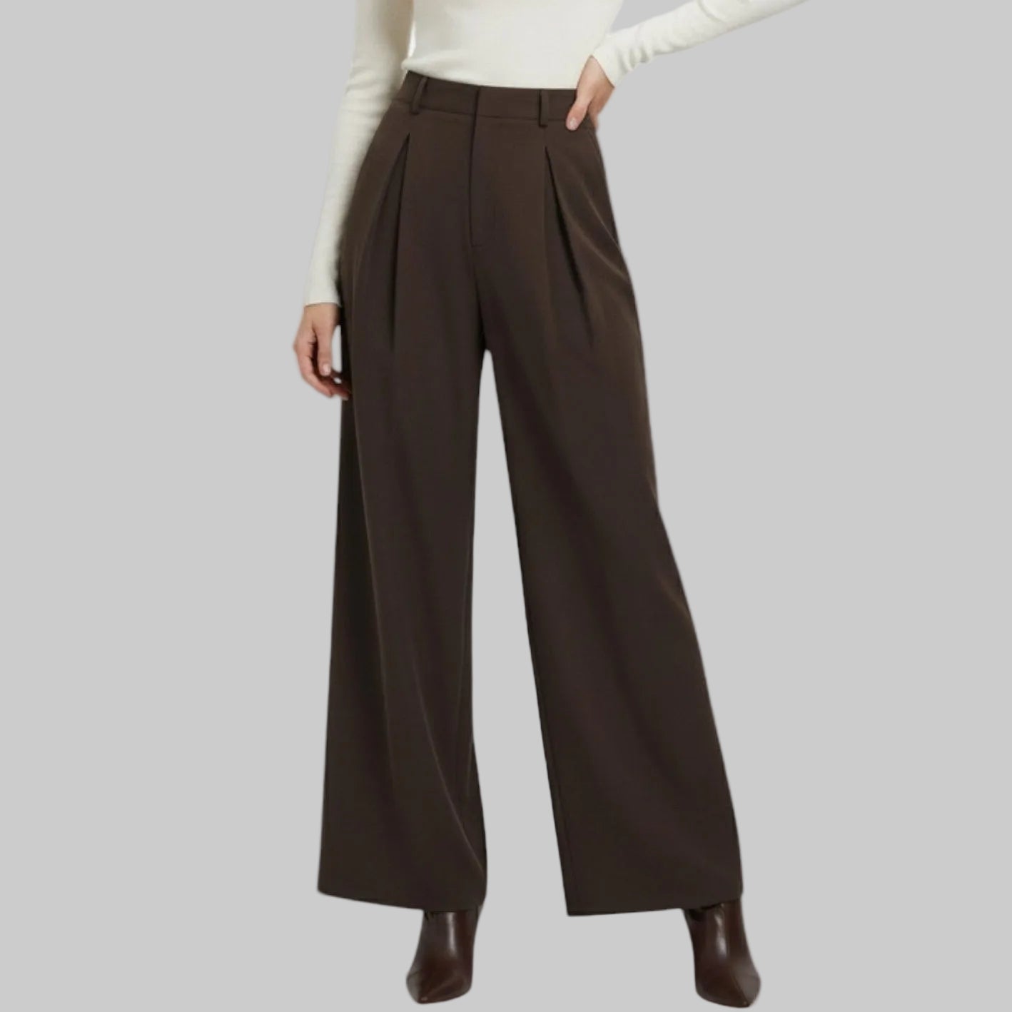 Women’s Wide-Leg Pleated Trousers