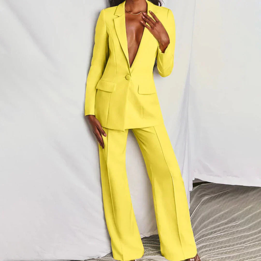 Tailleur-pantalon pour femme avec blazer long et jambes larges, structuré