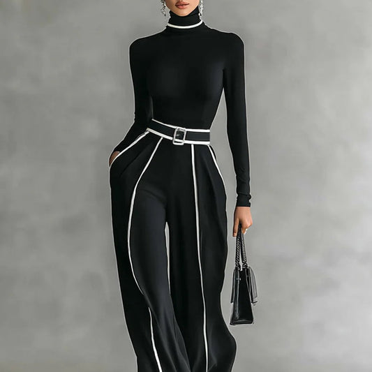 Damen-Zweiteiler: Oberteil, Hose, Gürtel