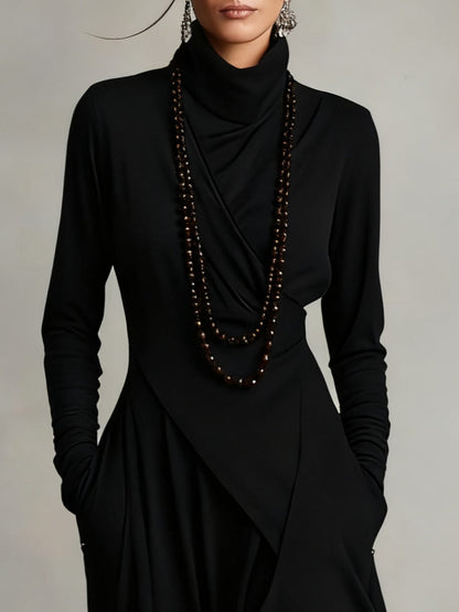 Audrey - Lila Maxi Kleid Mit Hohem Kragen Und Plissee