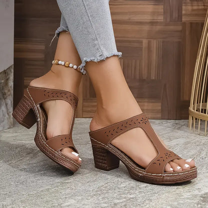 Aeja | Orthopädische Sandalen mit Blockabsatz