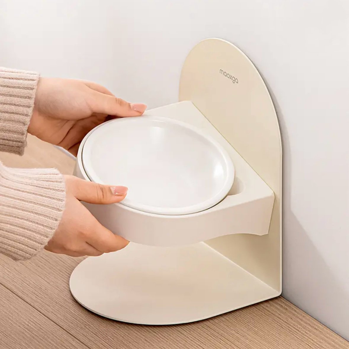 Adjustable Ceramic Pet Bowl | Magnetic Base - Ergonomic & Stylish Design