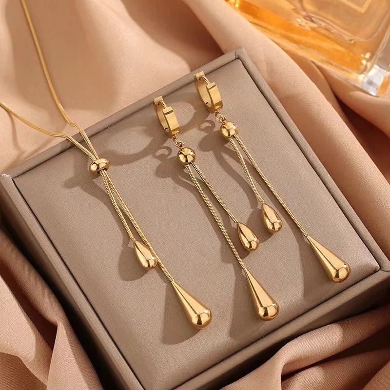 Adjustable Pull Droplet Lariat Necklace and Earrings