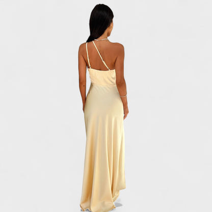 Aurelia – Vestido Largo de Satén que realza tu elegancia