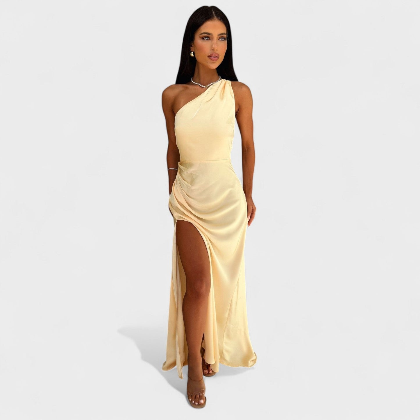 Aurelia – Vestido Largo de Satén que realza tu elegancia