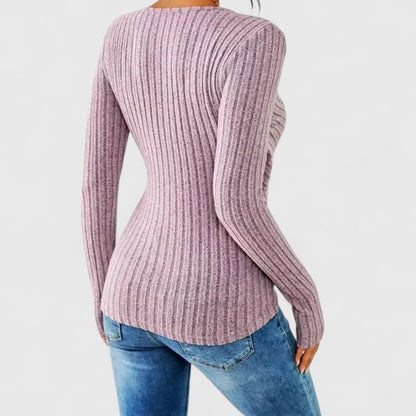Estrella | Sophisticated Tucking Top