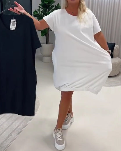 Pretty - Hübsches Kleid Mit Kurzen Ärmeln Und Rundem Ausschnitt