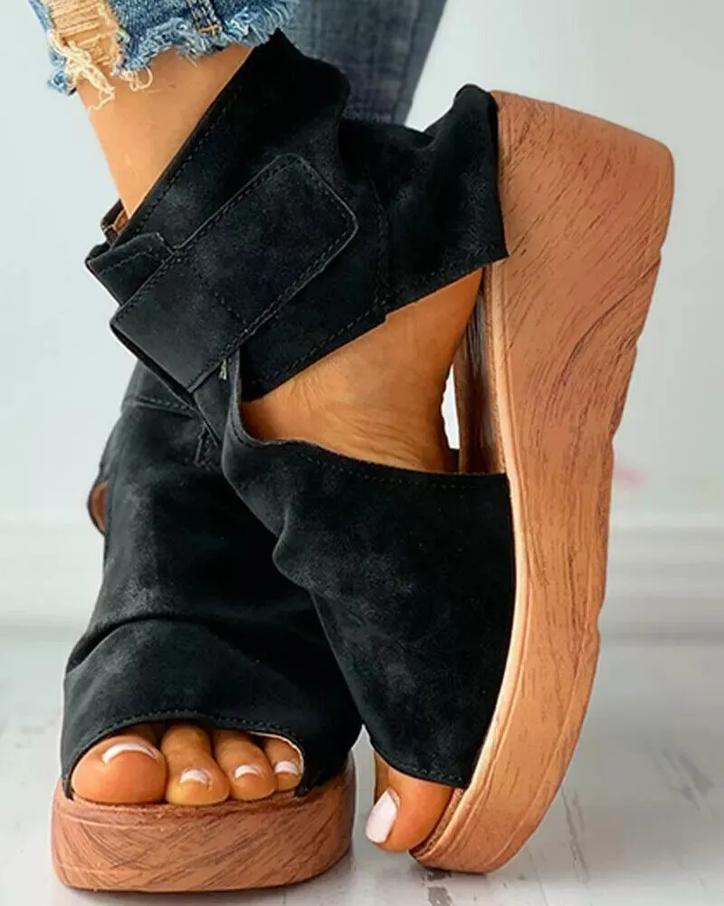 Kyvera – Retro Buckle Wedge Sandals