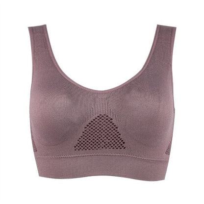 Soutien-gorge sport sans couture violet, design respirant, dos nageur, confort optimal, idéal fitness et yoga, tissu extensible et doux.