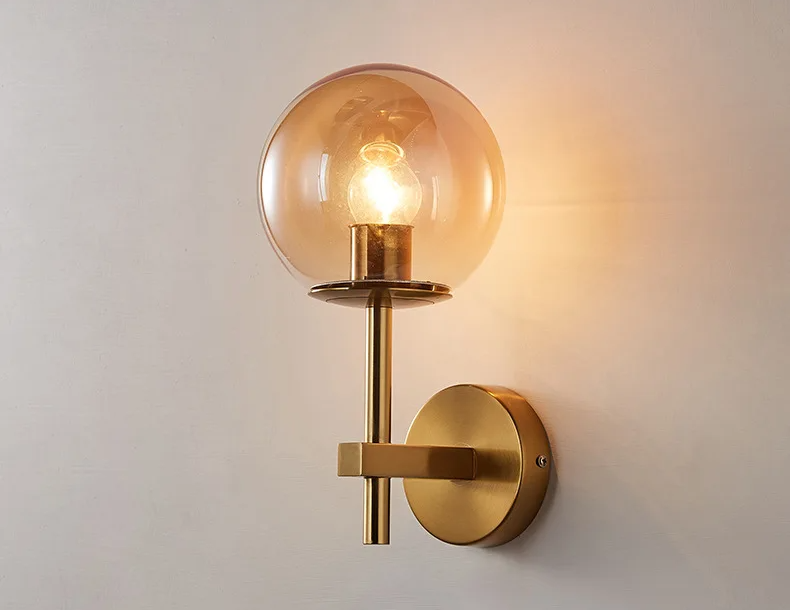 LumiNord – Nordic Moderne LED Wandlamp met Glazen Lichtbol