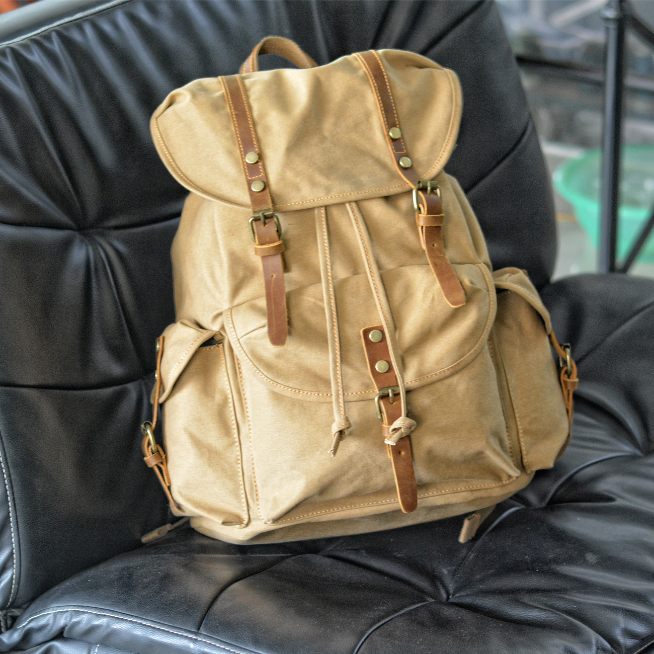 Militär Canvas Rucksack 28L aus Leder & Canvas – Abenteuer Rucksack ROUGEMONT