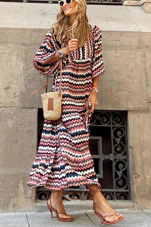 Midi-Kleid für Damen mit Puffärmeln und Stufenschnitt