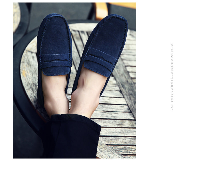 Blaue Wildleder-Loafer für Herren, elegant, bequem, modisch, ideal für Freizeitkleidung.