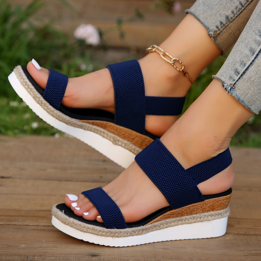 Blaue Damen-Sandalen mit Keilabsatz, Textilriemen, Sommermode, bequem, lässig.