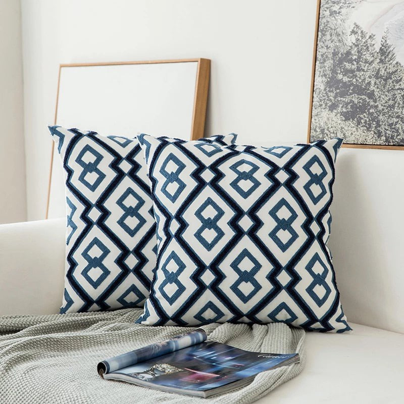 Blauw Geborduurd Sierkussen | Klassiek Ornamentmotief | Zachte Luxe Stof 45x45 cm