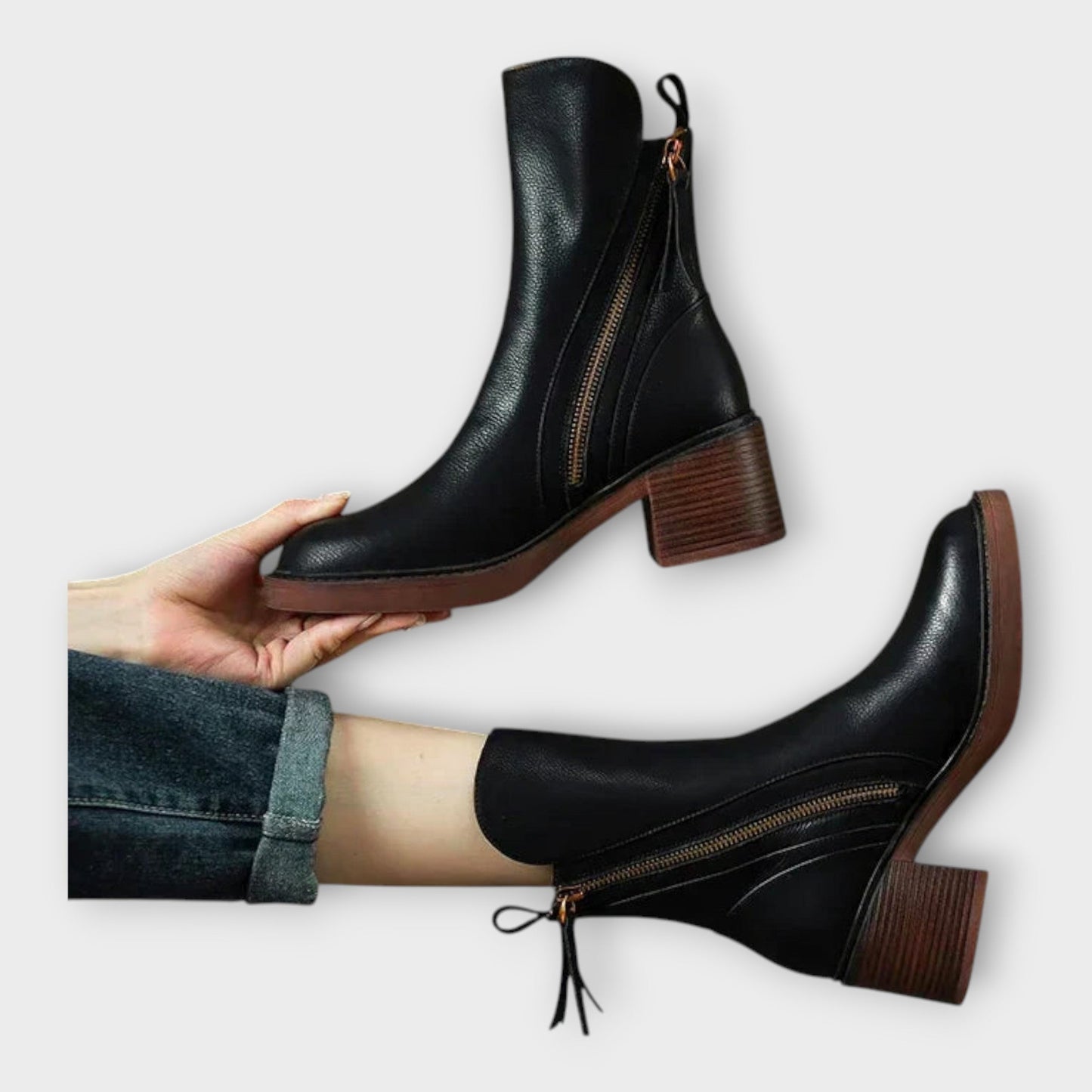 Botins com Linha Elegante e Detalhe de Fecho - Ines Braga