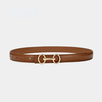 Brauner Ledergürtel mit goldener Schnalle, modisches Accessoire für Damen.