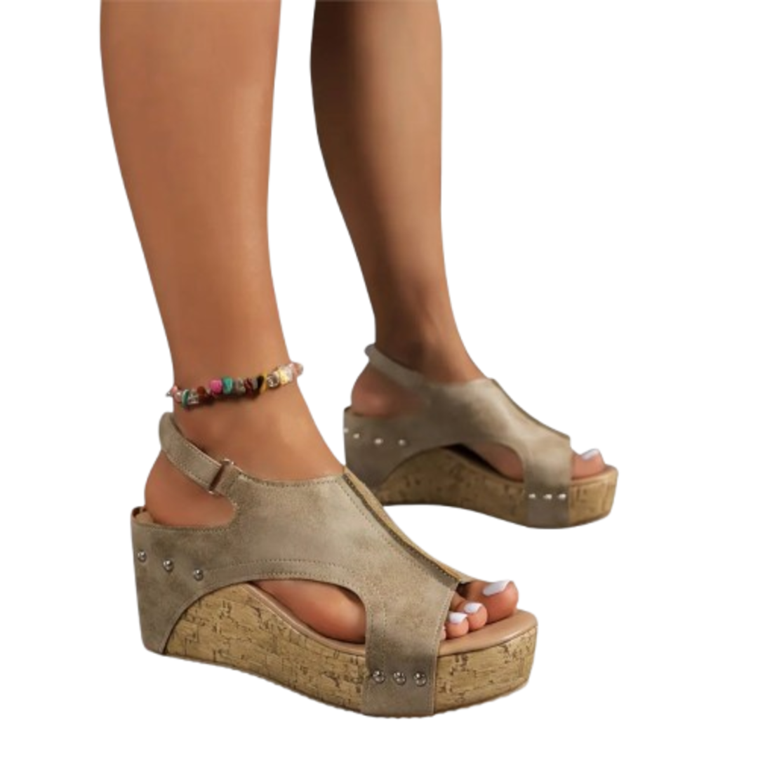 Mia – Vintage sandály na platformě