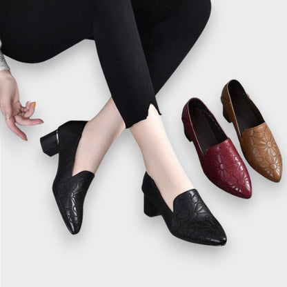 Nala | Soft Pumps made from Vegan Leather with Embroidery
