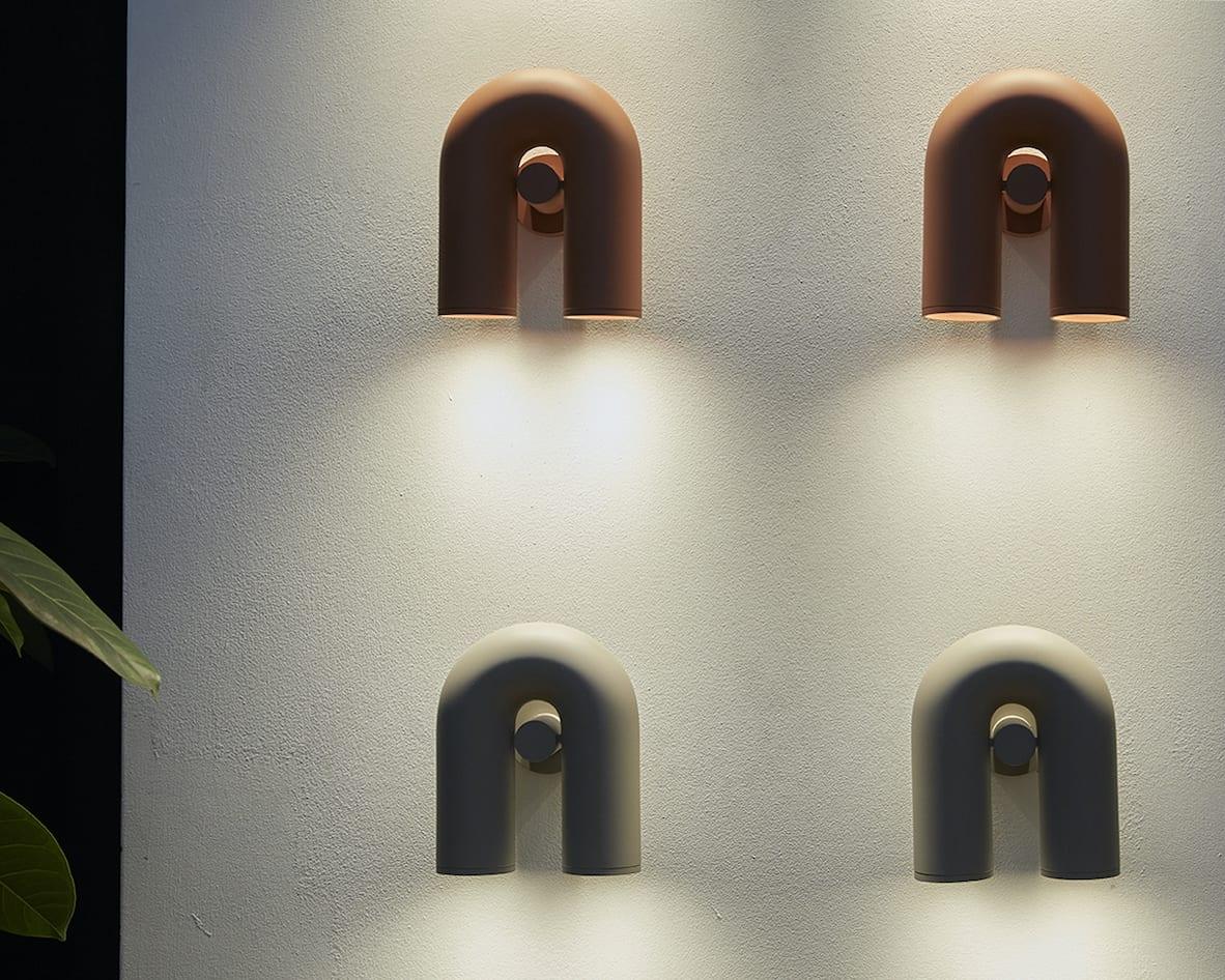 Modern Circus Wall Lamp Adjustable U-Shaped Design | Integrated LED 3000K–6000K | Aluminum & ABS | Indoor Decorative Lighting
