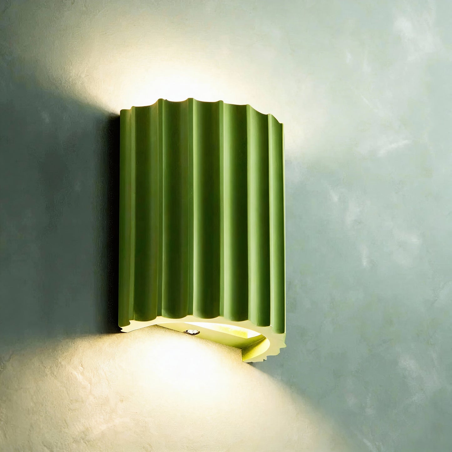 Freyza - Nordic Pleated Resin Wall Sconce | Modern Macaron Ribbed LED Lamp (16.5cm)