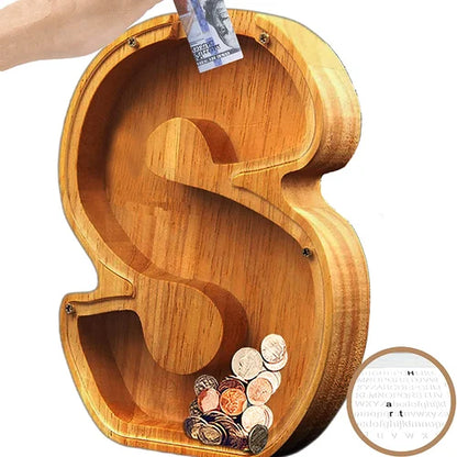 TreasureNest Muntbank | Gepersonaliseerde houten spaarpot in A-Z letterontwerpen