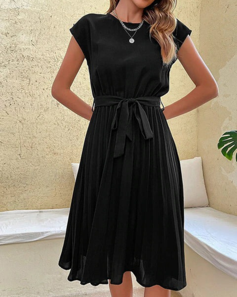 Damen festliches Sommerkleid mit kurzen Ärmeln | Midi